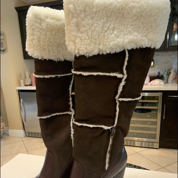 Winter Boots - Picture 2 of 16